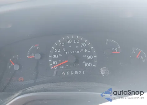 1999 Ford E-150 Commercial/Recreational из США, поврежденный, VIN 1FTRE142XXHC31137